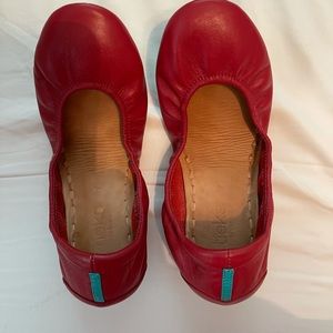 Tieks cardinal red size 7